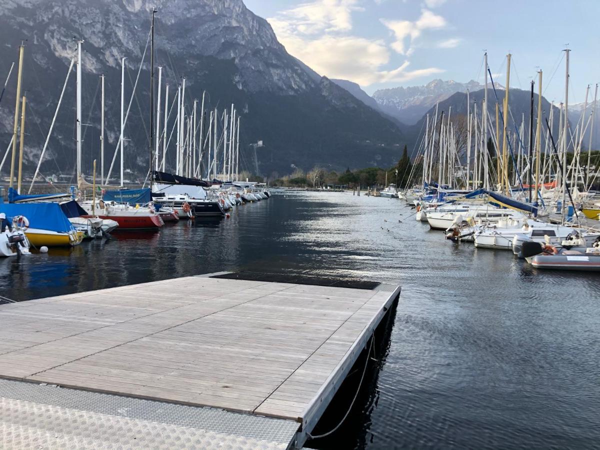 North Lake Riva Apartment, Steps From The Garda Lake Exteriér fotografie