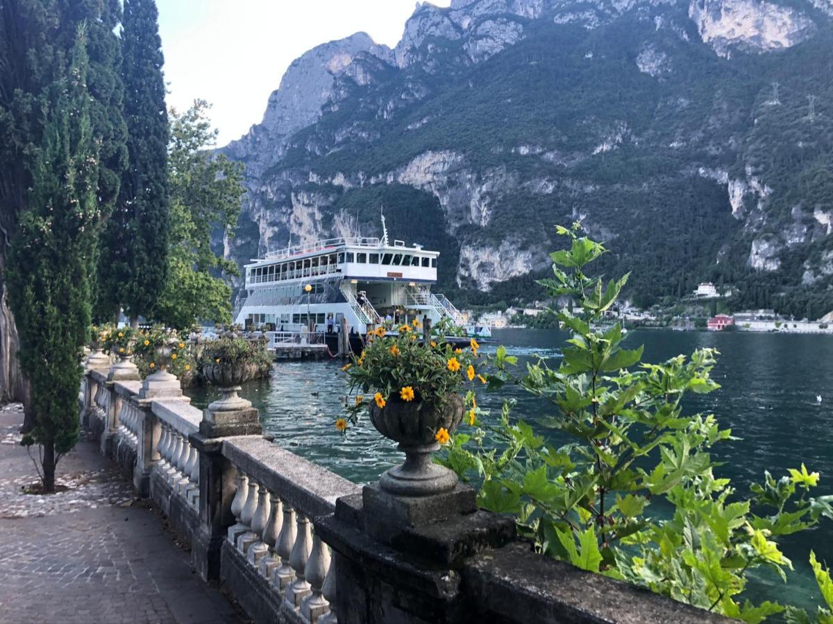 North Lake Riva Apartment, Steps From The Garda Lake Exteriér fotografie
