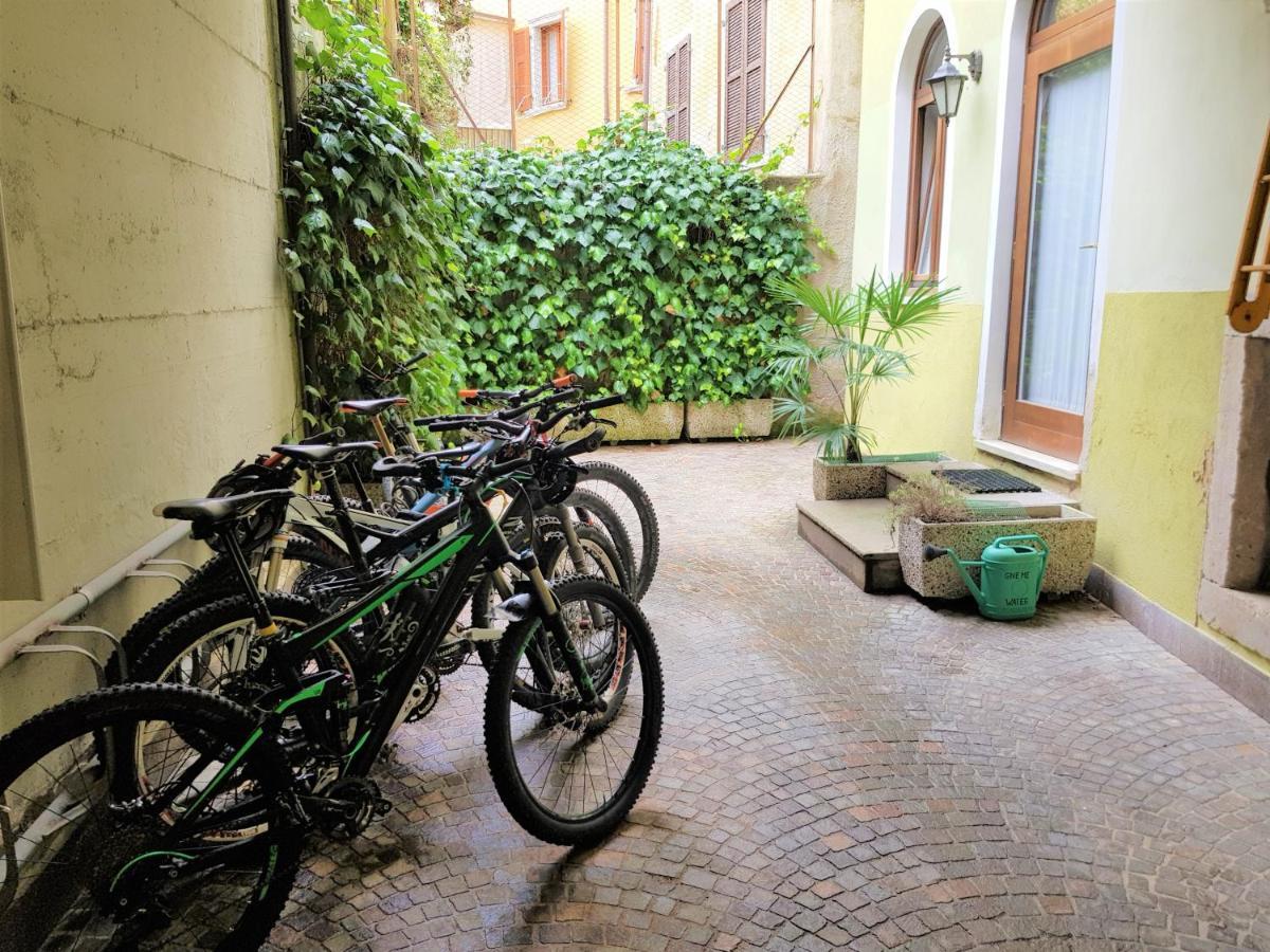 North Lake Riva Apartment, Steps From The Garda Lake Exteriér fotografie