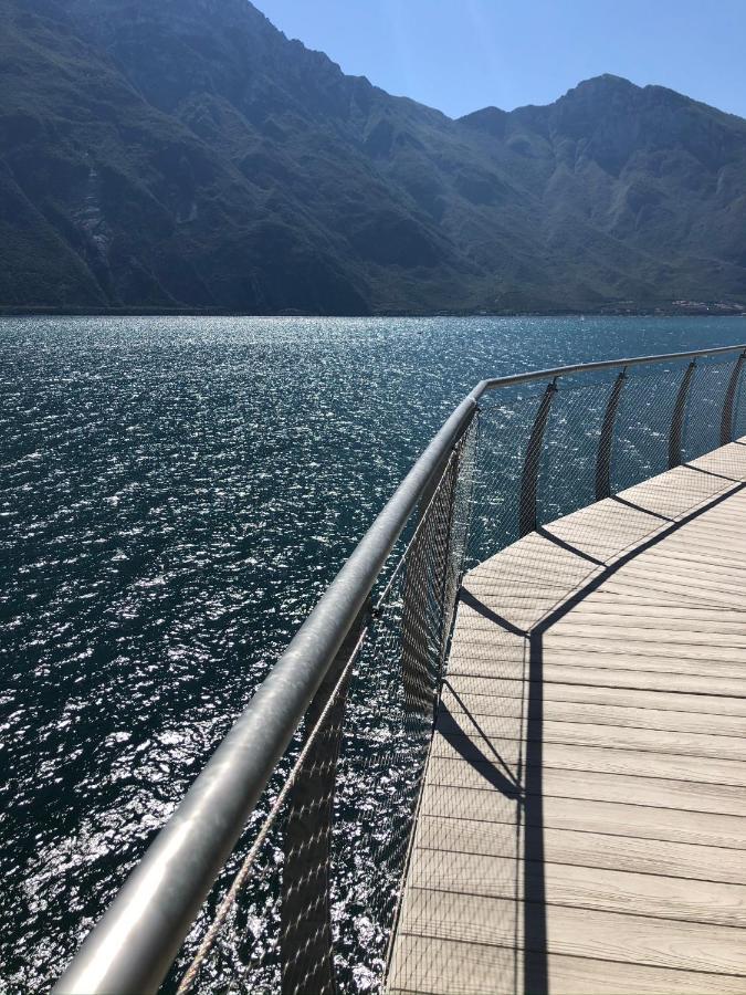 North Lake Riva Apartment, Steps From The Garda Lake Exteriér fotografie