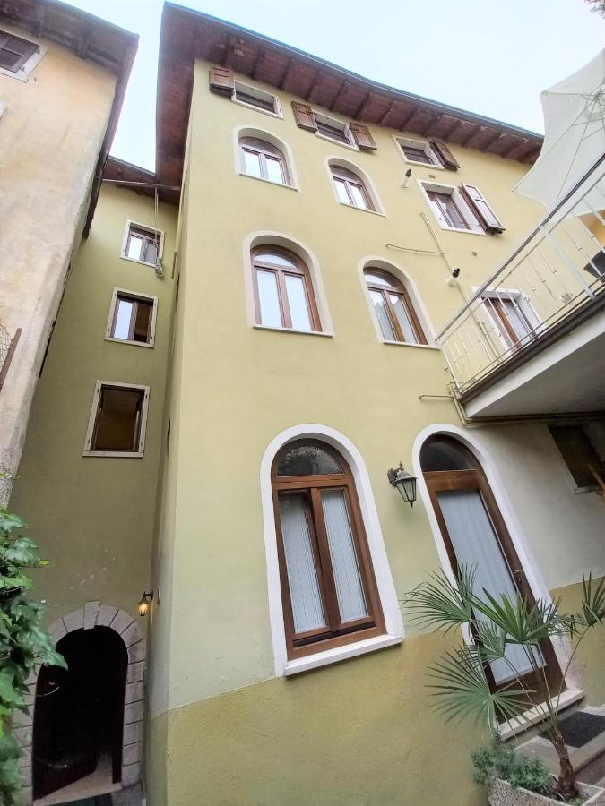 North Lake Riva Apartment, Steps From The Garda Lake Exteriér fotografie